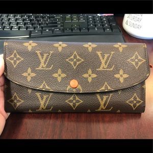Louis Vuitton Emile wallet